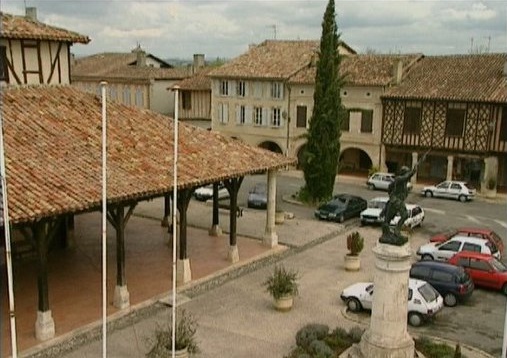 Péril en la Bastide